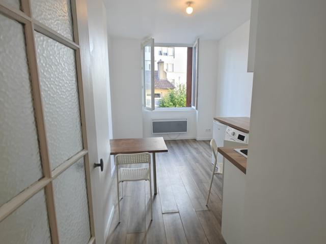 Appartement 2 pièces, 30 m² à louer à Saint Étienne 42100