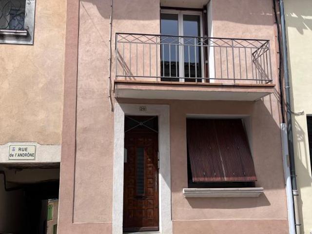 Appartement 2 pièces, 31 m² à louer à Gréoux les Bains 04800