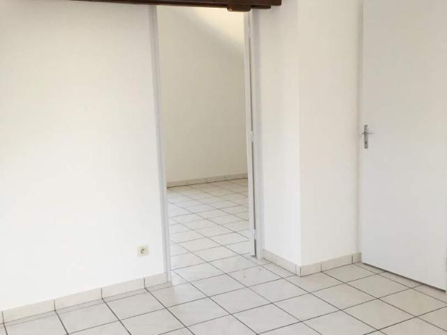 Appartement 2 pièces, 31 m² à louer à Montbazon 37250