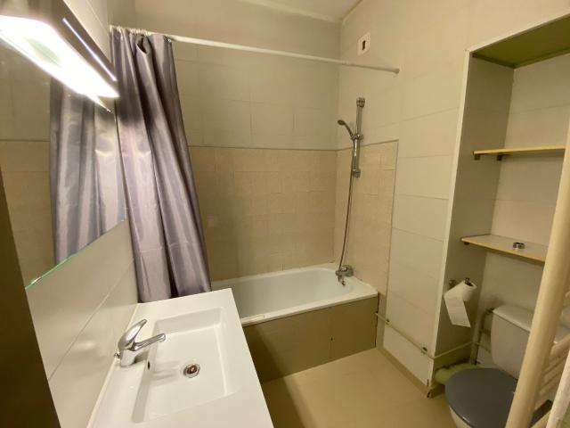 Appartement 2 pièces, 31 m² à louer à Nîmes 30000