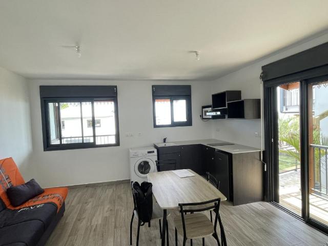 Appartement 2 pièces, 31 m² à louer à Petite Île 97429