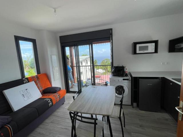 Appartement 2 pièces, 31 m² à louer à Petite Île 97429