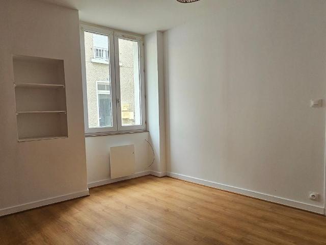 Appartement 2 pièces, 32 m² à louer à Thouars 79100