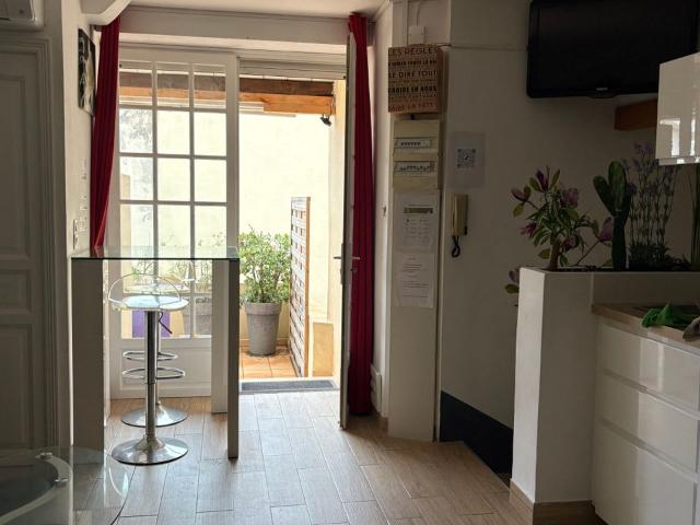 Appartement 2 pièces, 32 m² à louer à Toulon 83000