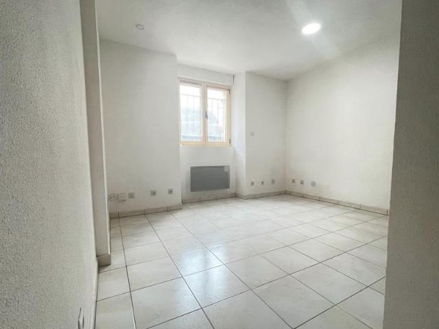 Appartement 2 pièces, 32 m² à louer à Bordeaux 33000