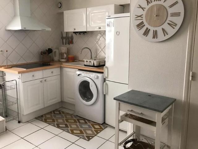 Appartement 2 pièces, 32 m² à louer à Bordeaux 33000