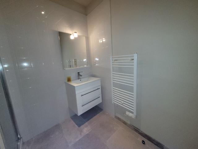 Appartement 2 pièces, 32 m² à louer à Nîmes 30000