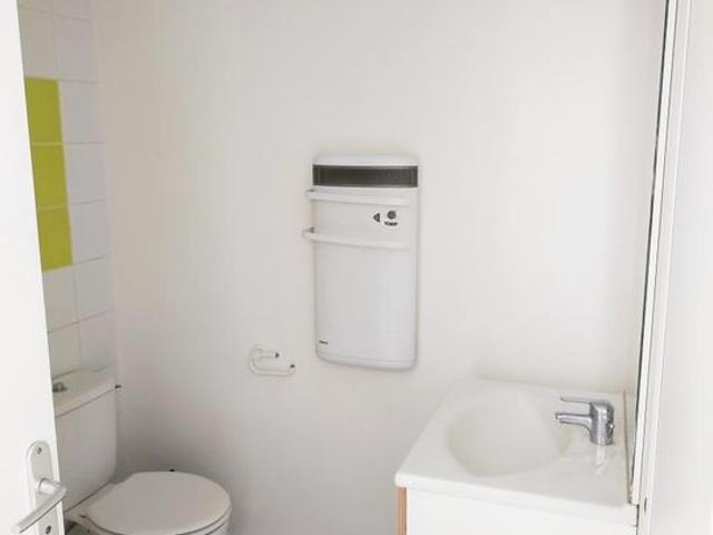 Appartement 2 pièces, 32 m² à louer à Nîmes 30000