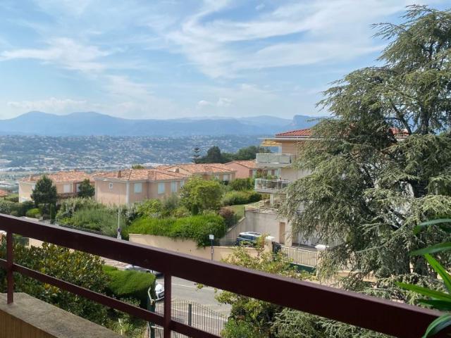 Appartement 2 pièces, 32 m² à louer à Nice 06000