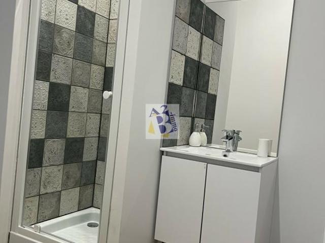 Appartement 2 pièces, 37 m² à louer à Angoulême 16000