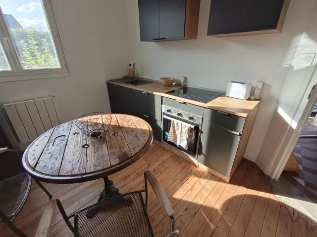 Appartement 2 pièces, 37 m² à louer à Bernières sur Mer 14990