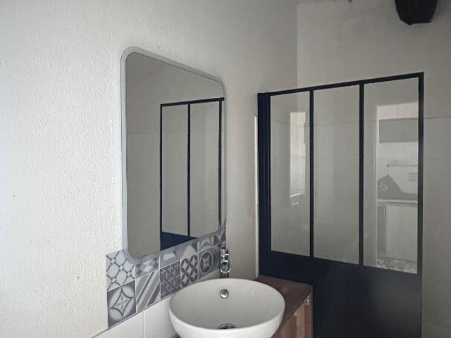 Appartement 2 pièces, 37 m² à louer à Bordeaux 33000