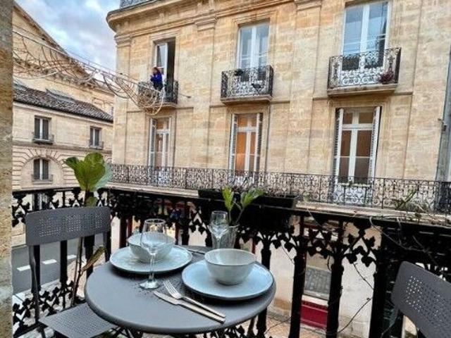 Appartement 2 pièces, 37 m² à louer à Bordeaux 33000