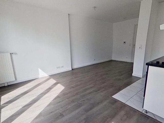 Appartement 2 pièces, 37 m² à louer à Le Blanc Mesnil 93150