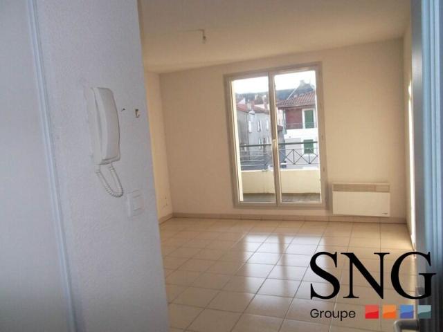 Appartement 2 pièces, 37 m² à louer à Montréjeau 31210