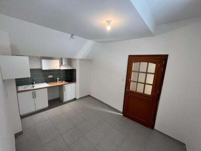 Appartement 2 pièces, 37 m² à louer à Sommières 30250