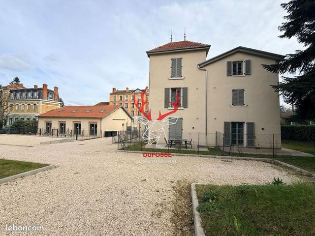 Villa 7 pièces 185 m²