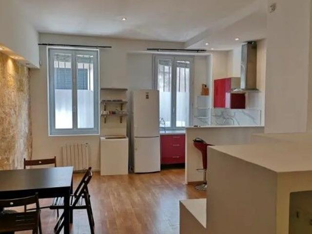 Appartement 2 pièces, 34 m² à louer à Bordeaux 33000