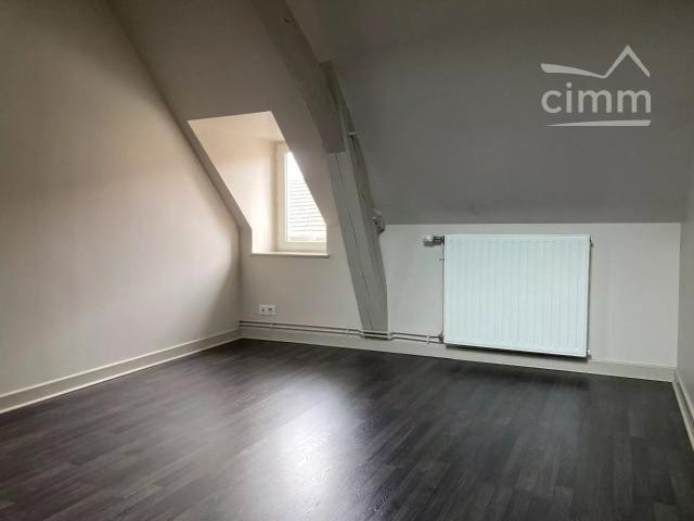 Appartement 2 pièces, 34 m² à louer à Dompierre sur Besbre 03290