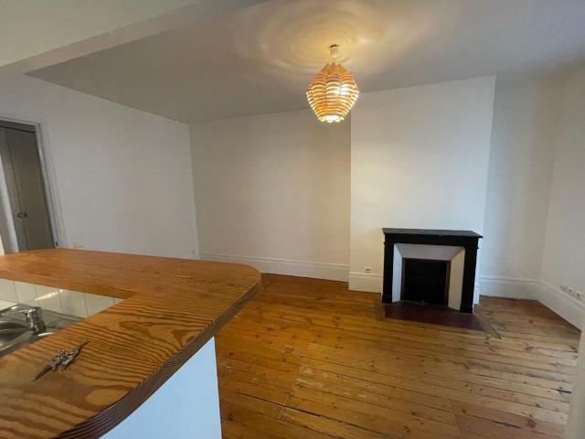 Appartement 2 pièces, 34 m² à louer à Paris 14 75014