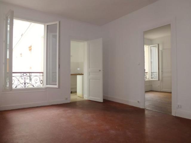 Location M° VOLTAIRE. Boulevard Voltaire, 75011 Paris. 2 pièces