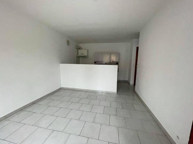 Appartement 2 pièces 35 m2 RDC