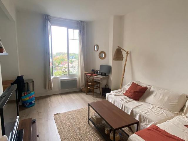 Appartement 2 pièces, 35 m² à louer à Villeneuve le Roi 94290