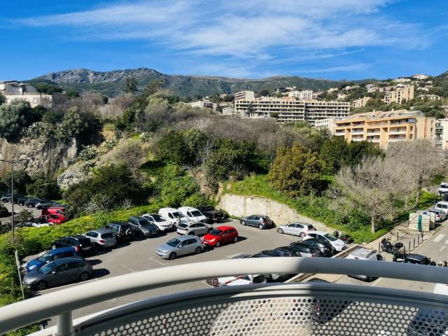 Appartement 2 pièces, 35 m² à louer à Bastia 20200