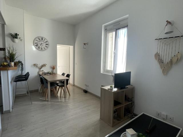 Appartement 2 pièces, 35 m² à louer à Lunel 34400