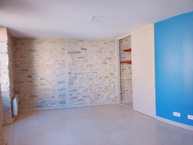 Appartement 2 pièces, 35 m² à louer à Saint Pons de Thomières 34220