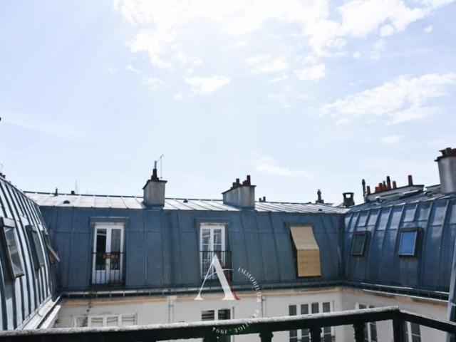 Appartement 2 pièces 35 m² Chaptal / Blanche