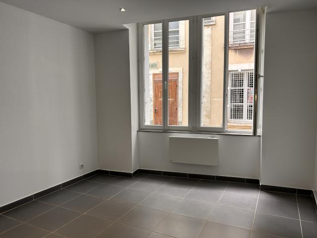 Appartement 2 pièces, 38 m² à louer à Argenton sur Creuse 36200