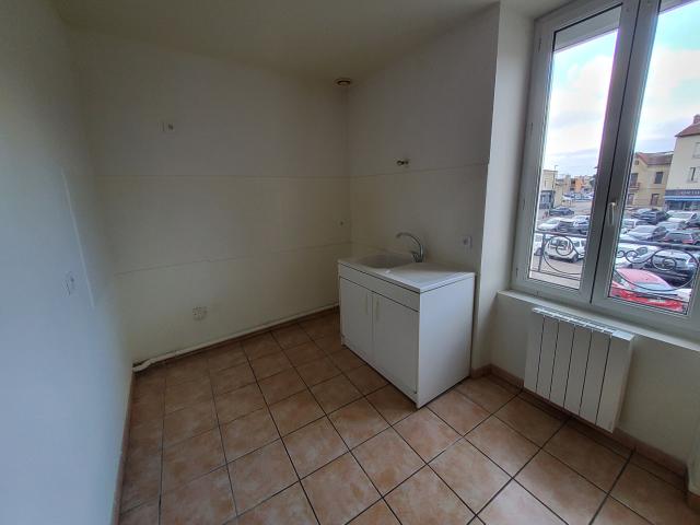 Appartement 2 pièces, 38 m² à louer à Saint Rambert d'Albon 26140