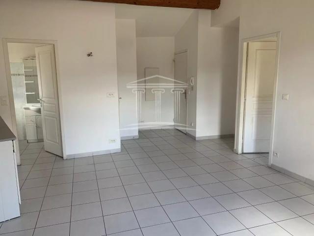 Appartement 2 pièces, 38 m² à louer à Sorgues 84700