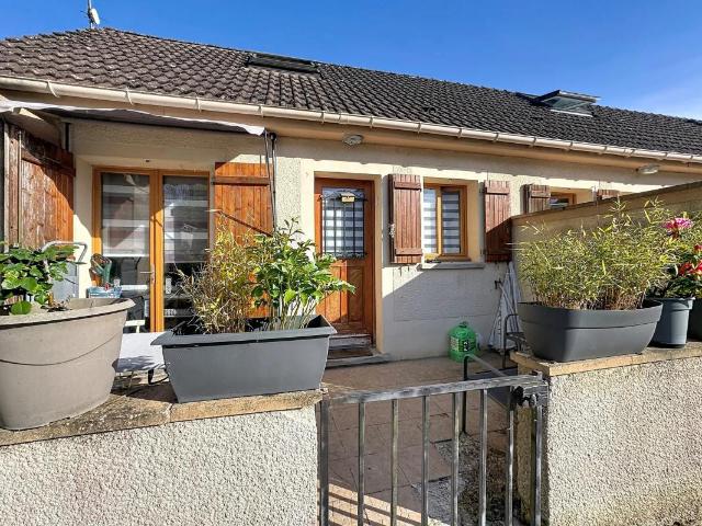 Appartement 2 pièces – 38 m² – Loué – Terrasse & Parking
