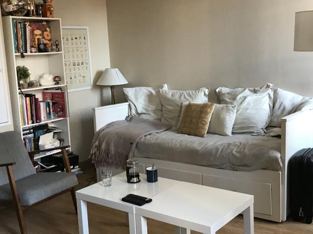 Appartement 2 pièces, 38m², en location à Nimes 512.53 € par mois * Appartement