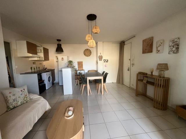 Appartement 2 pièces 39 m2 à HAUTERIVE 03270. Actuellement LOUÉ, Idéal Investisseur