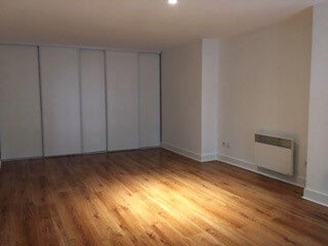 Appartement 2 pièces, 39 m² à louer à Bordeaux 33000
