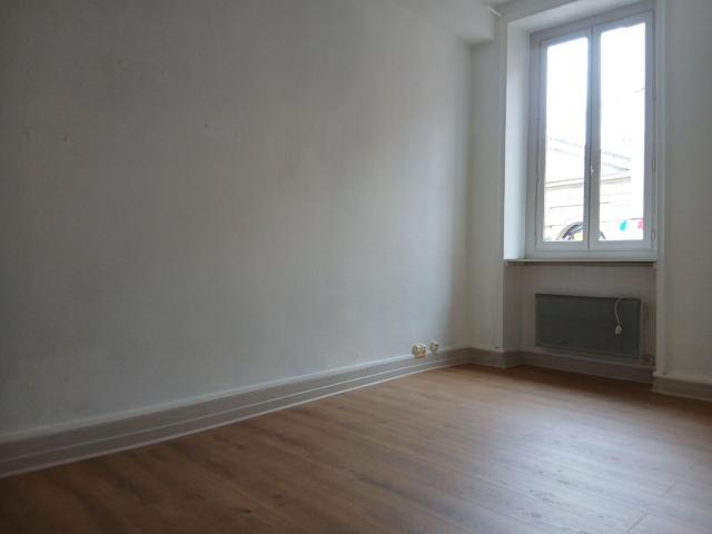 Appartement 2 pièces, 39 m² à louer à Bourgoin Jallieu 38300