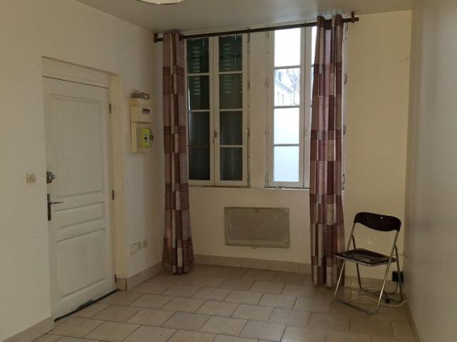 Appartement 2 pièces, 39 m² à louer à Dun le Palestel 23800