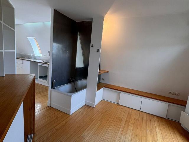 Appartement 2 pièces, 39 m² à louer à Paris 18 75018