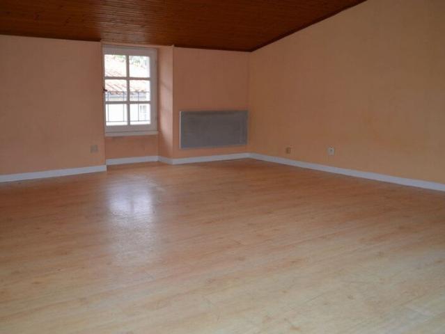 Appartement 2 pièces, 39 m² à louer à Saint Jean d'Hermine 85210