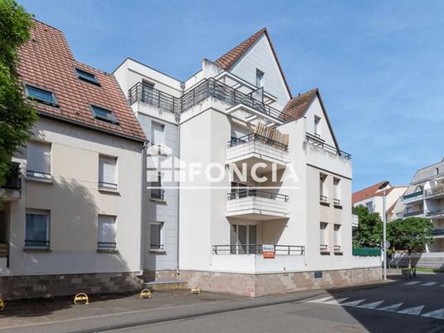 Appartement 2 pieces terrasse parking erstein