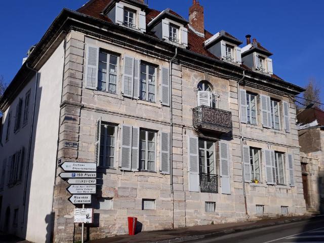 APPARTEMENT 2 PIECES VESOUL