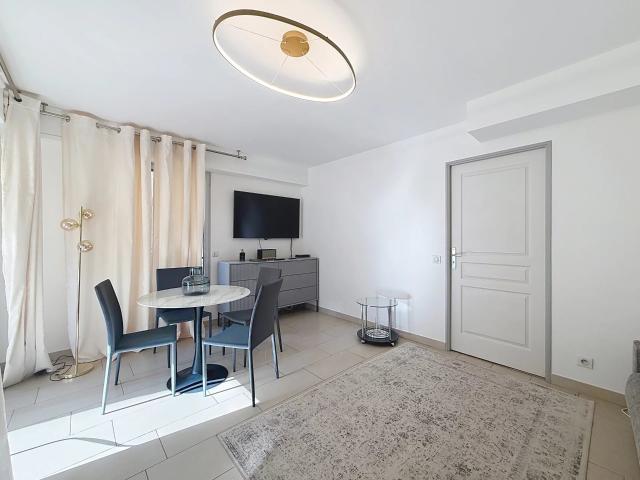 Appartement 2 Pièces – Vieux Port de Cannes – 40 m²