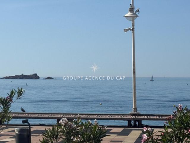 APPARTEMENT 2 PIECES VUE MER