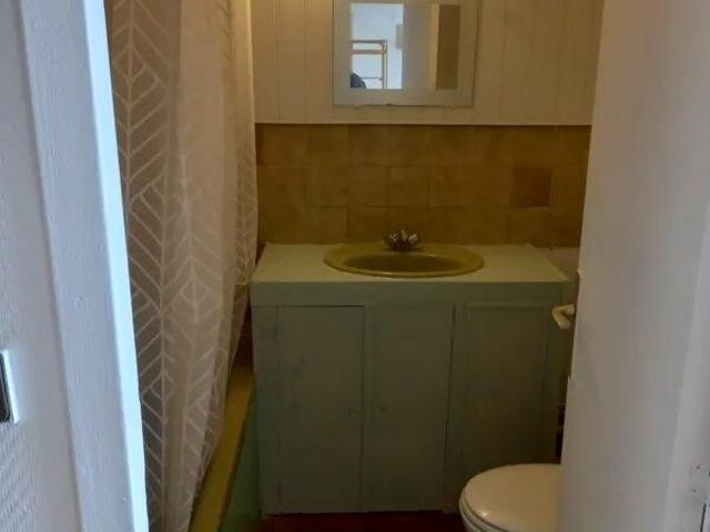 Appartement 2 pièces, à louer à Bordeaux 33000