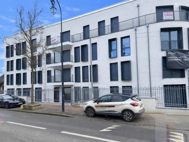 Appartement 2 pièces à louer à Neuilly Plaisance Grand standing