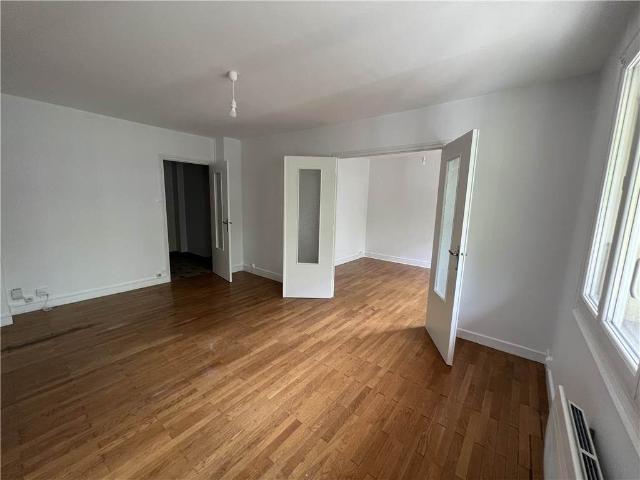 Appartement 2 pièces à louer Grenoble 38000 / Réf: 3 ZENITHREGIE