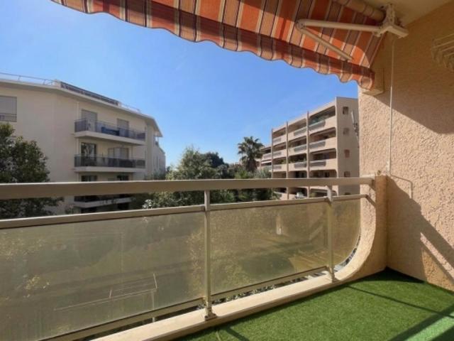 Appartement 2 pièces à vendre à Nice Ouest Idéal primo accédant !